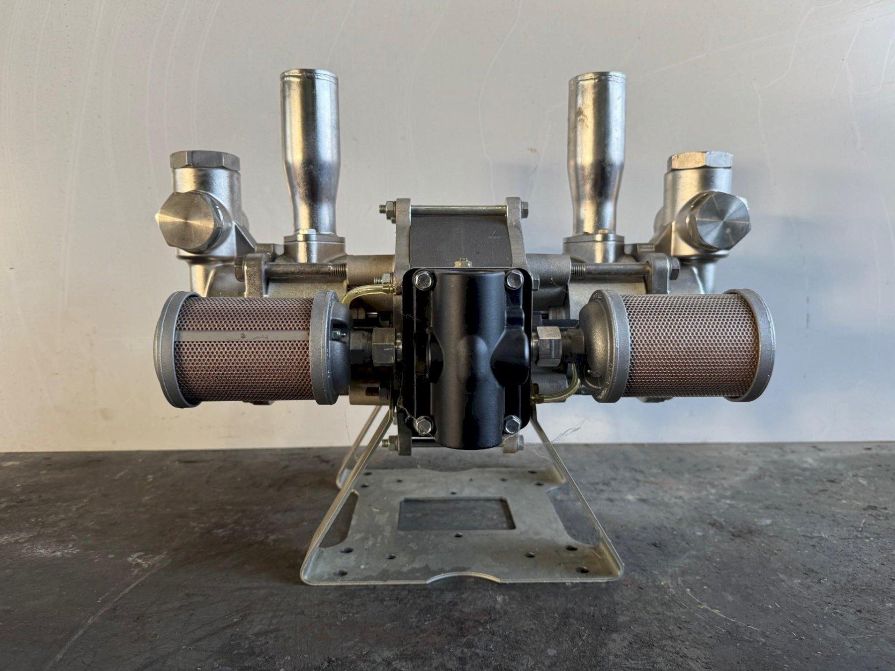 1/2" Graco Glutton #220666 220-666 Bellows 4:1 pump 6GPM, NPT, Carbon Steel - Image 4