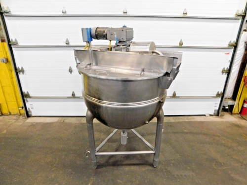 200 gallon Hamilton, Stainless jacketed mixing kettle, 2 HP, 1730 RPM, 48" dia. x 36" deep - Image 2