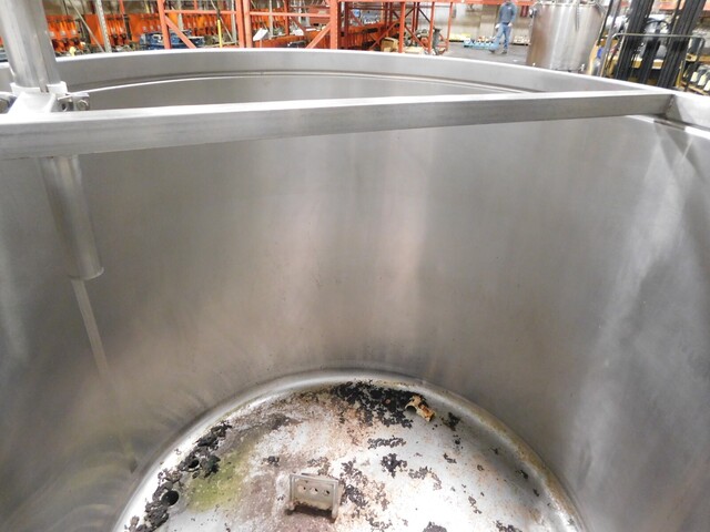 300 gallon Stainless Steel open top tank, 48" diameter, 38" straight wall, (2 available) 2" outlets - Image 8