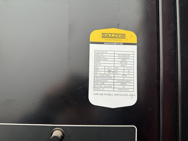 1250 KW Baldor #IDLC1250-2M, trailer mounted, Tier 2, sound attenuated enclosure, 277/480 Volts, 556 hours - Image 8