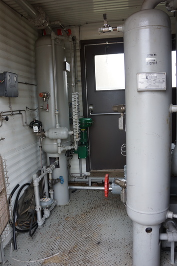 95 HP Frick #XJF151N, screw compressor, Caterpillar G3304NA NG engine, 2005 - Image 7