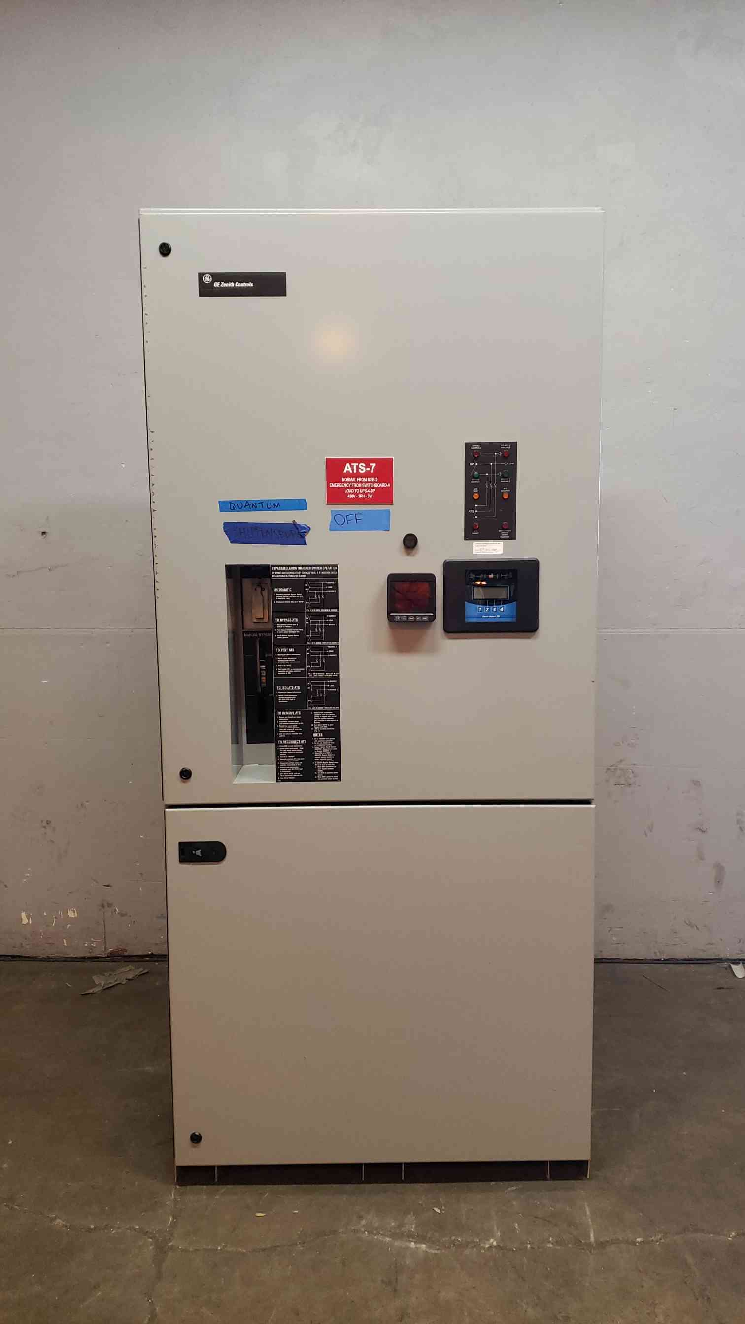 1000 Amp. General Electric Zenith #ZB5CB10031-05G601N, Transfer Switch, 3 phase, 60 Hz, 480 V - Image 1