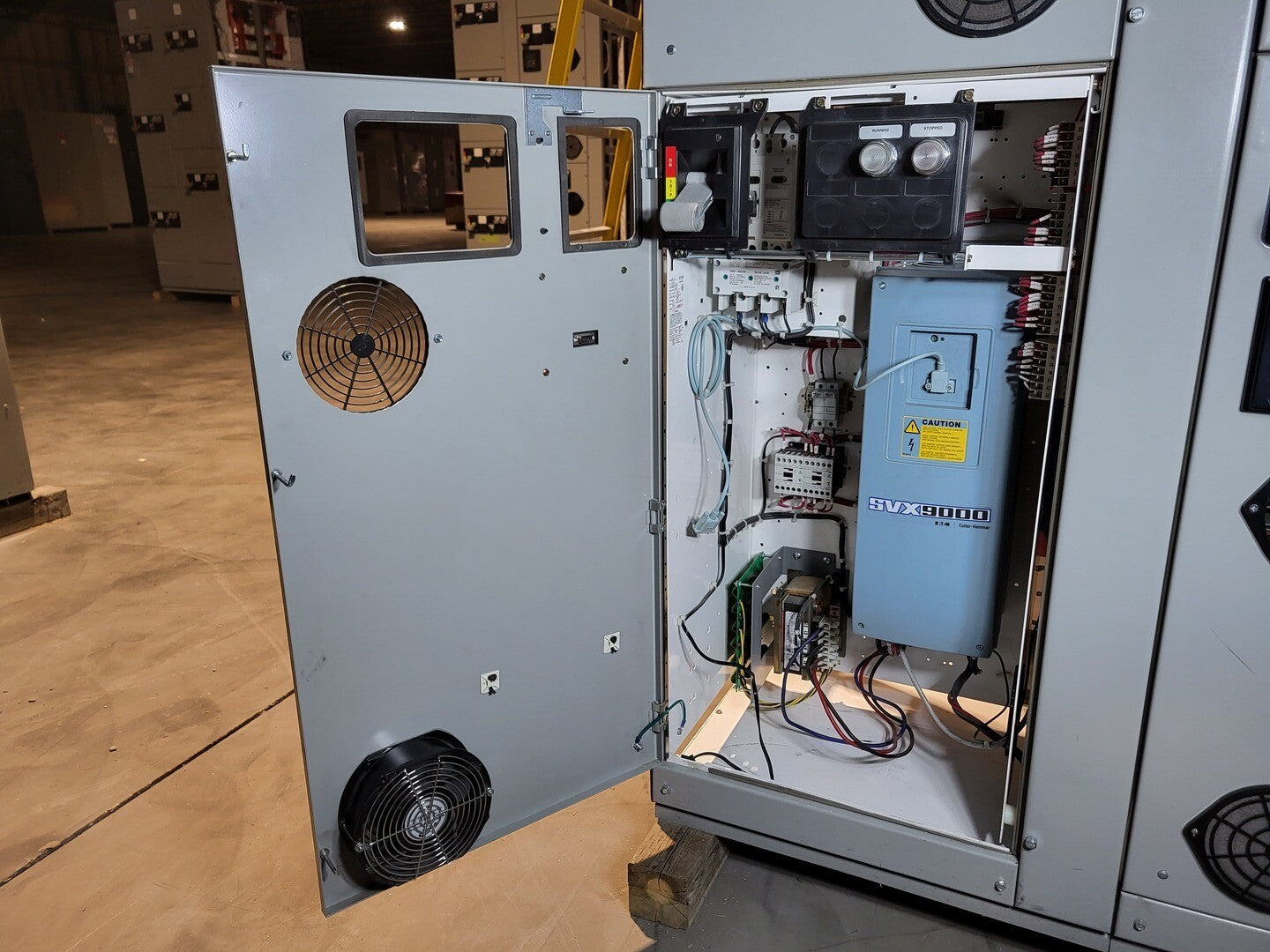 15 HP Eaton, SVX010A1-5A4N1, variable frequency drive, 600 Volts, 18 amps, like new - Image 1