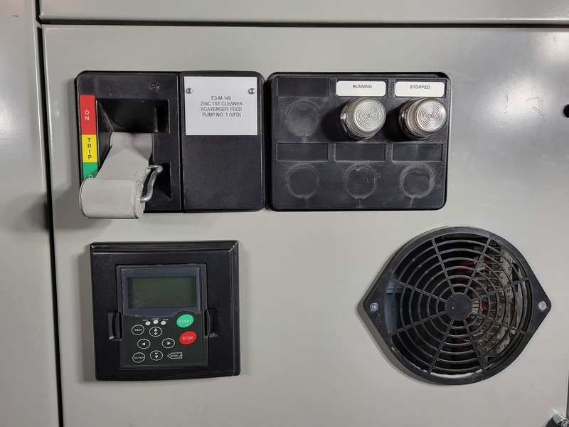 20 HP Eaton, SVX015A1-5A4N1, variable frequency drive, 600 Volts, like new - Image 4