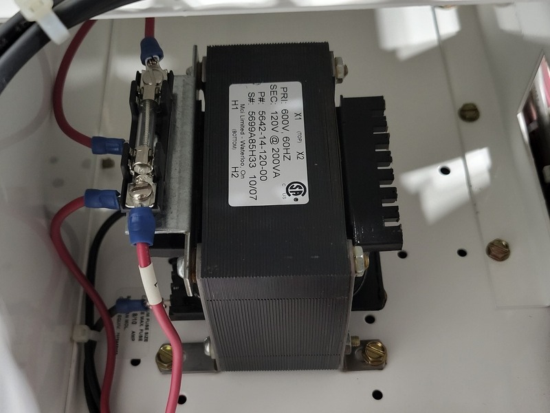 20 HP Eaton, SVX015A1-5A4N1, variable frequency drive, 600 Volts, like new - Image 10