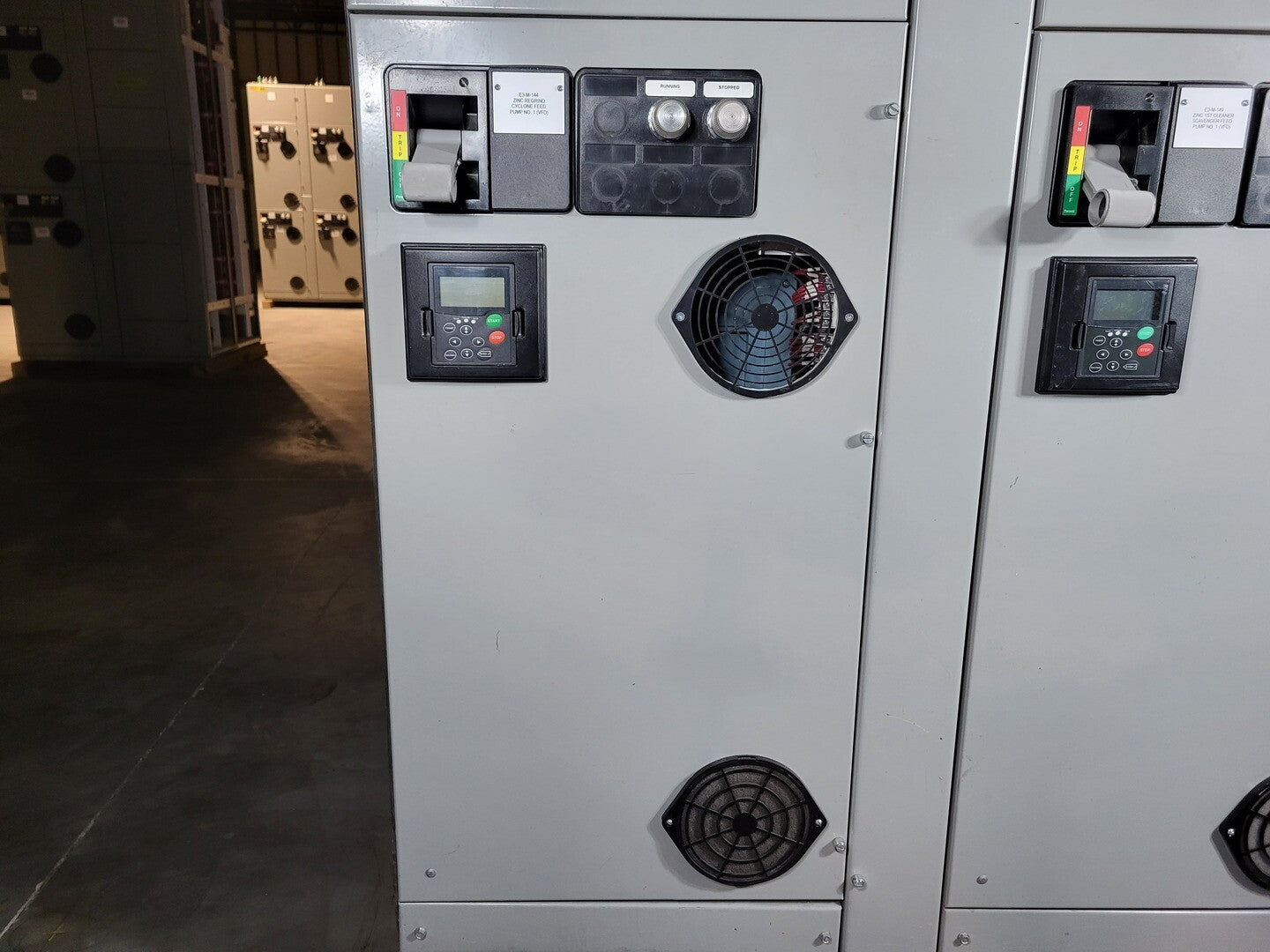 30 HP Eaton Cutler-Hammer, SVX025A1-5A4N1, VFD, 600 Volts, like new - Image 1