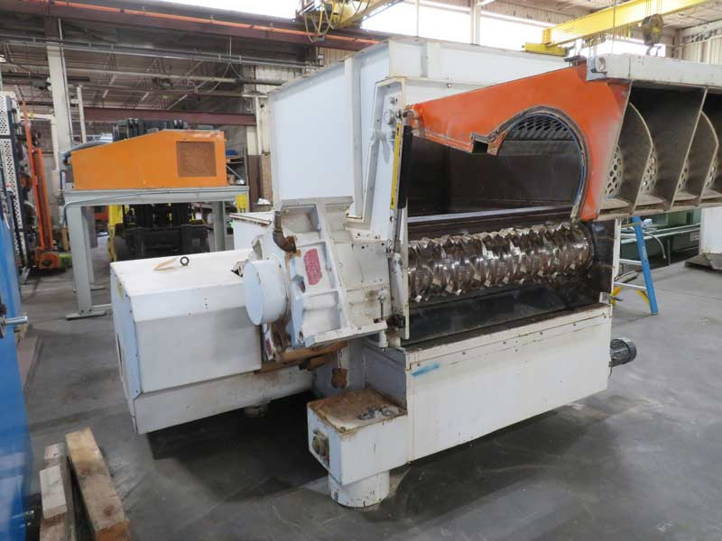 Weima #WLK-15, single shaft shredder, 59" W x 15" dia V-rotor w/82 total cutters, 2006 - Image 6