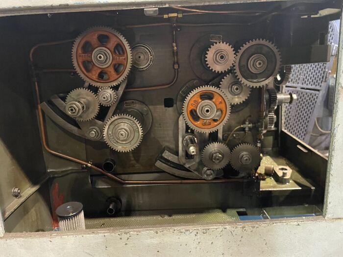 Gould & Eberhardt #48H, high column, 32" dia., 2 DP, differential, infeed, excellent condition, inspect under - Image 6