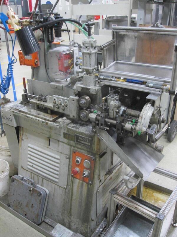 1/4" Lewis #2-C3, wire straightener & cutoff machine, 2-plane straightener, AC motor - Image 1