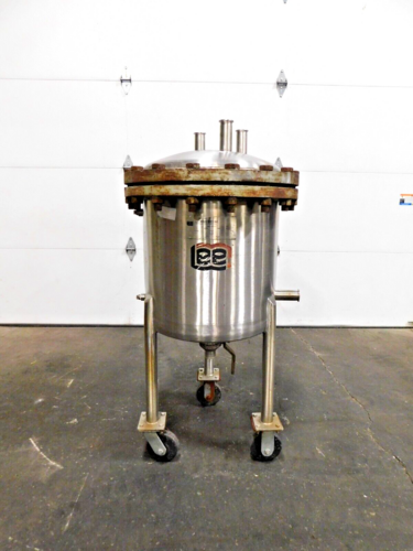 25 gallon Lee #25SS, 316 Stainless Steel pressure tank, 20" dia. x 18" straight wall, 125 psi @ 353°F, 1.5" - Image 1