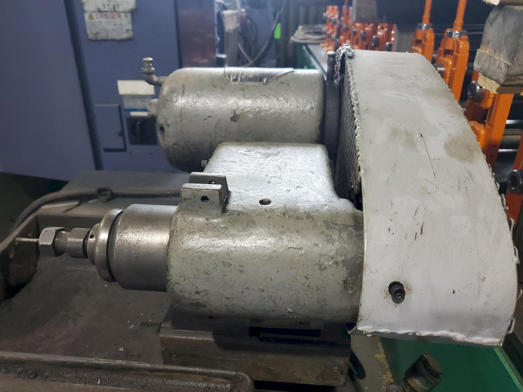 Majestic T & M, ID Grinder, 6" 6 jaw chuck, Allen Bradley bulletin 315 reversing switch, 23 1/4" x8" table - Image 4