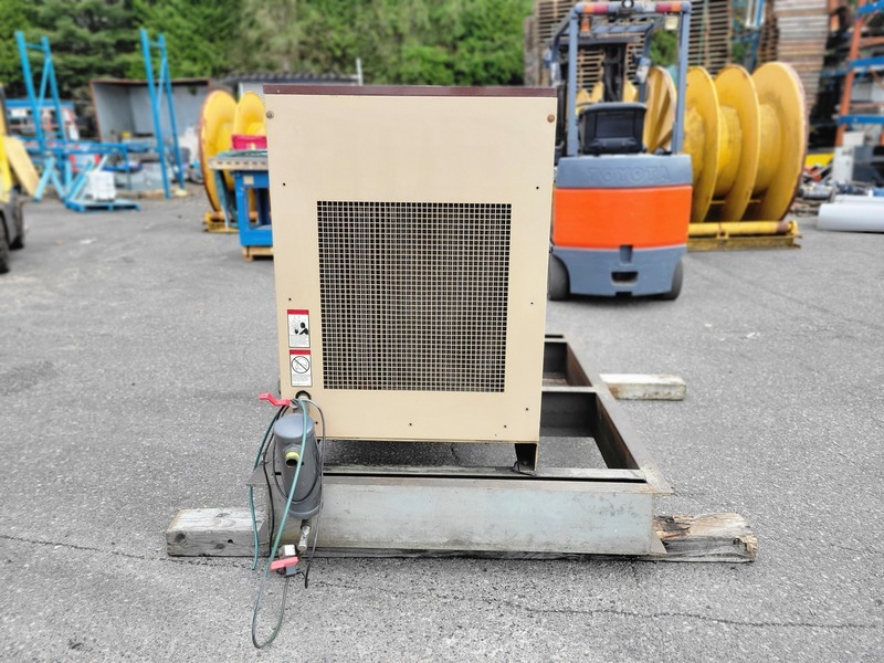 130 cfm, 125 psi, Curtis #R/S30, rotary screw air compressor, electric, 30 HP, 575 V. - Image 8
