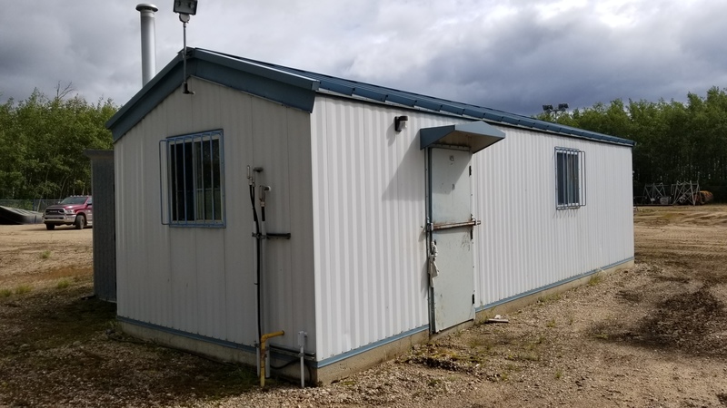 32' Kearney & Trecker Metal Industries, steel/concrete storage building, assembled on concrete pad, 2002 - Image 3