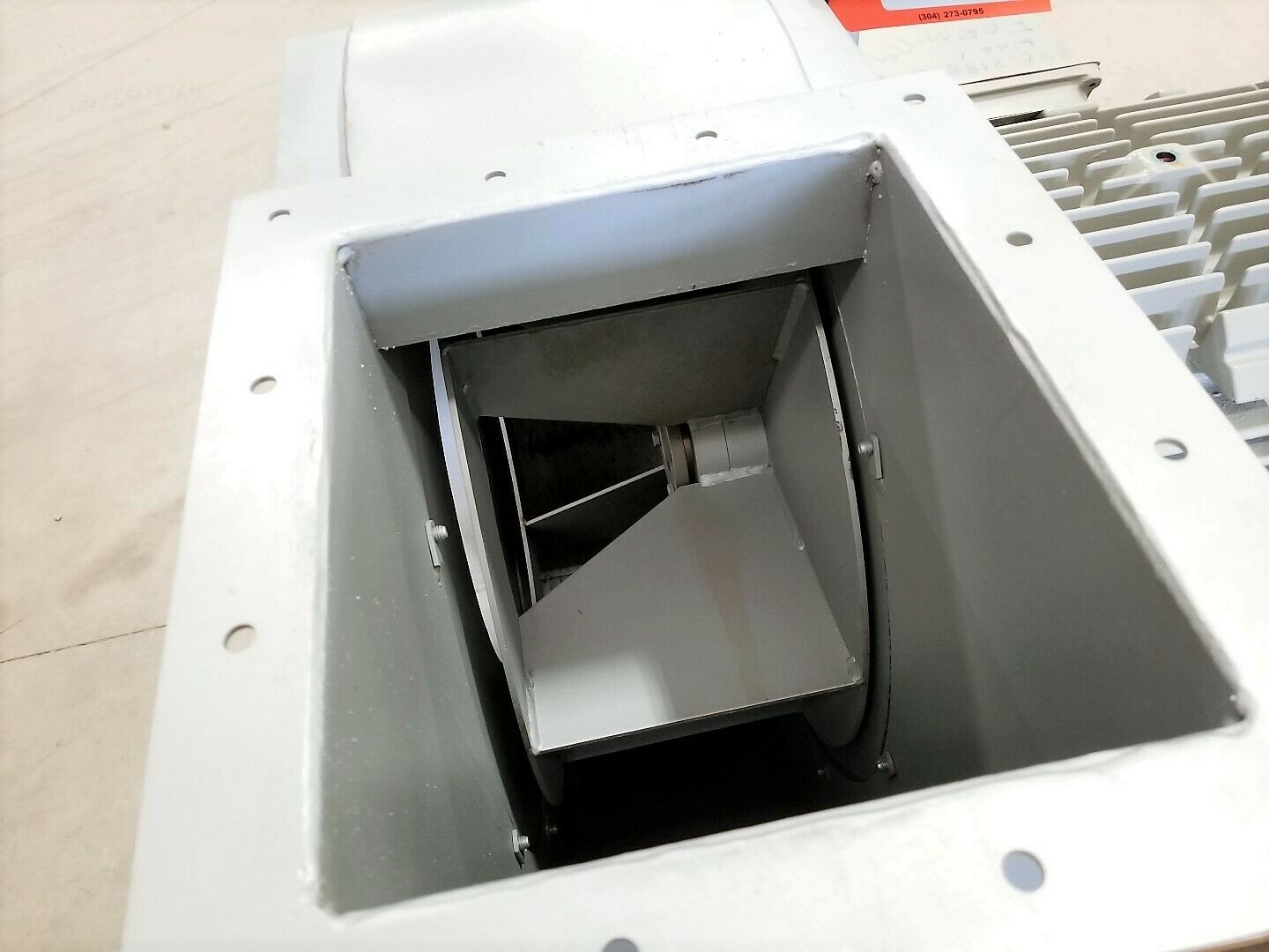 9922 cfm @ 17 S.P., Cincinnati Fan #RBE-13, radial blade exhauster, clockwise, 73.5 BHP, 75 HP, 460 V. - Image 6