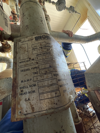16" Sweet Vertical Inlet Separator 3 Phase, 720 psi - Image 10