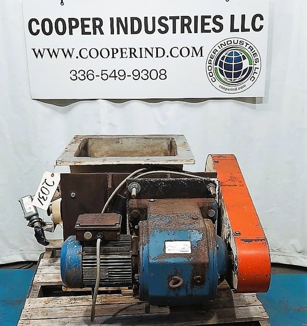 18" Mac #HE18X18, Rotary Airlock, 24" H inlet to outlet, 3 HP, 1700 RPM, 230/460 V, 2008 - Image 1