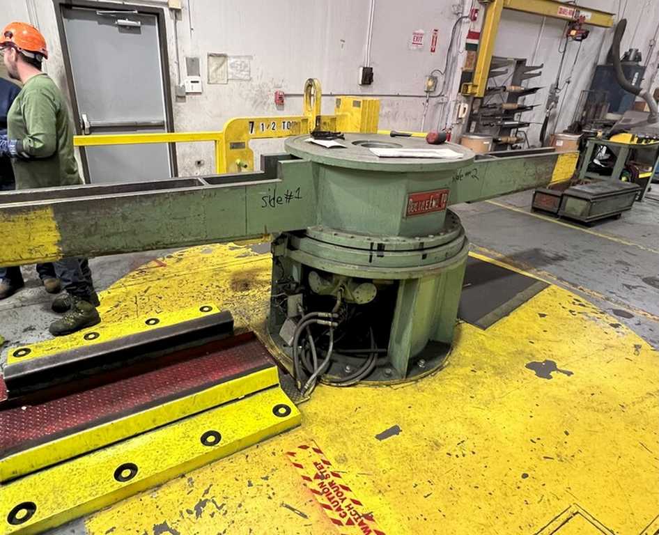 20000 lb. Ductile Eng., 2 Arm entry turnstile, 52" arms, powered rotation, 44.5" passline - Image 1
