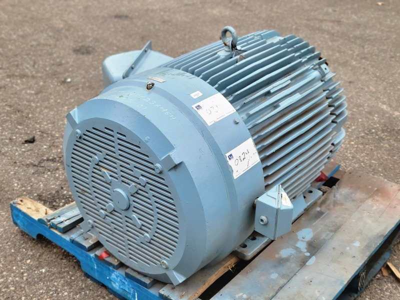 125 HP 3565 RPM Reliance, Frame 444TS, TEFC, continuous duty, type P, 460 Volts - Image 5