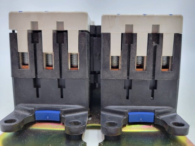 25 Amp. Eaton #E04NB25X3N, Contactor, 600V Coil 24VDC with E06NBXRJ3A Overload Relay - Image 7