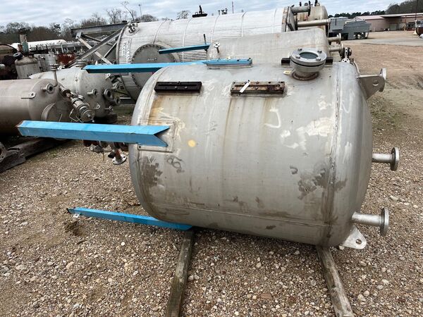 735 gallon Alloy Fabricators, 304 Stainless Steel tank, dished top & bottom, 48" dia. x 44" straight side - Image 4