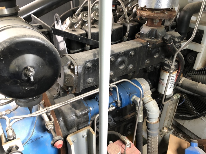 84 HP Compair #822GK06-078, rotary vane compressor, 3-stage, 1800 RPM, Cummins G5.9L NG engine, 2007 - Image 7