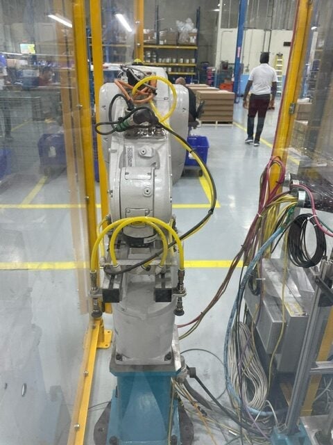 ABB, IRB 1200-5/0.9, Robot, low usage, 0.9m reach, 5kg payload, 0.3kg armload, 6-Axis, 2020 - Image 2