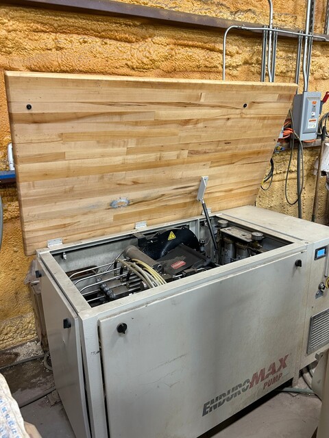 Maxiem #1530, 5' x 10' waterjet, 30 HP Omax EnduroMax pump, cleanout, hopper, water level Control, 2017, less - Image 4