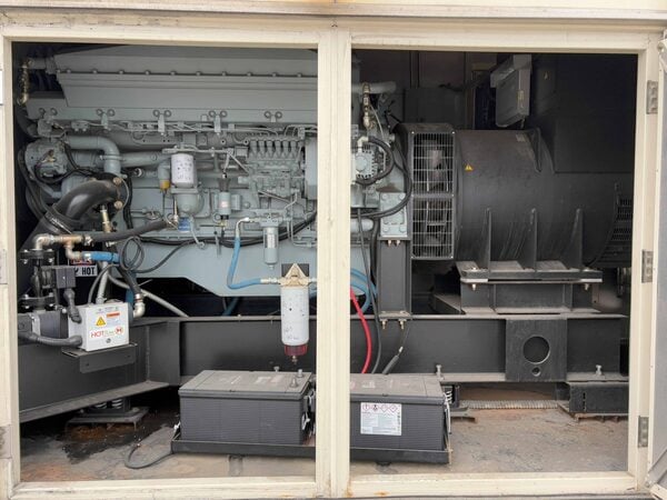 800 KW Baldor #IDLC800-2M, diesel generator set, sound attenuated enclosure, ComAp InteliGen ctrl, 480 Volts - Image 8
