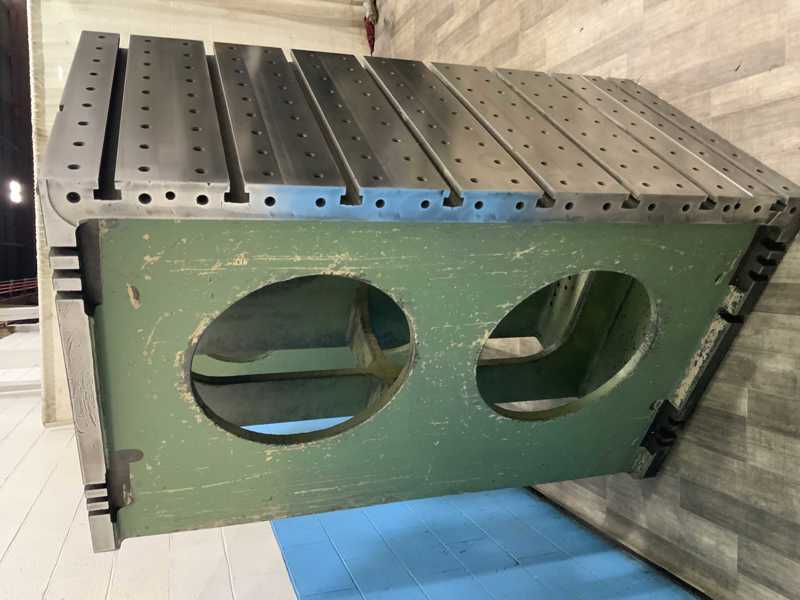 36" x 71-3/4" x 45" Drilled & tapped angle plates, cast iron construction, pair - Image 3