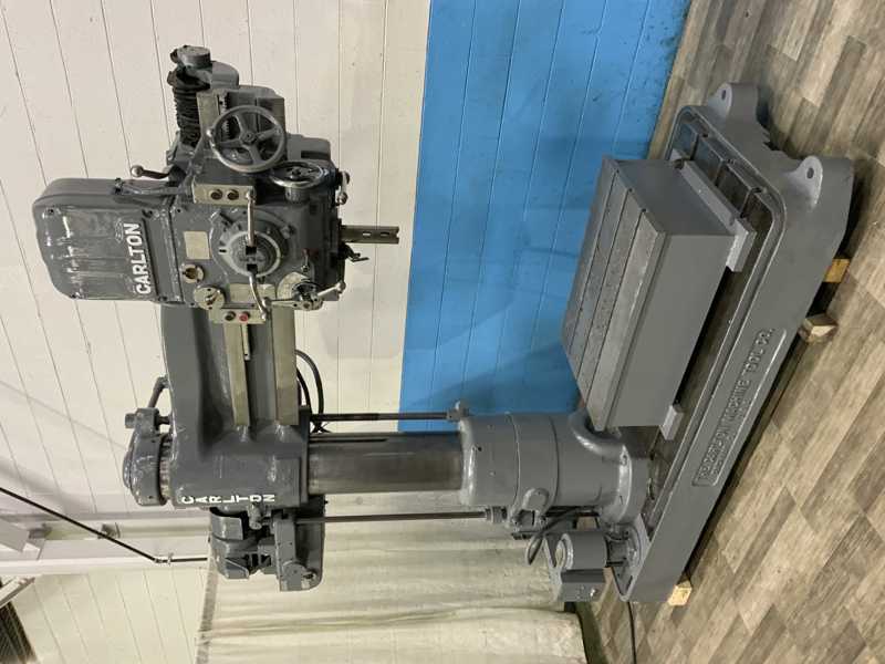 4' -11" Carlton #1A, radial arm drill, 54" x36" T-slotted base, power elevation & clamping, 5 HP - Image 2