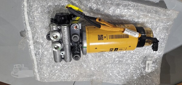 Caterpillar #353-8055, fuel filter - Image 1