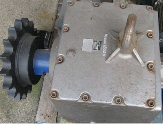 15 HP, 1765 RPM, Nord In-line Gear Motor, 575 Volts, 185.00 :1 ratio, 9.5 RPM output - Image 5