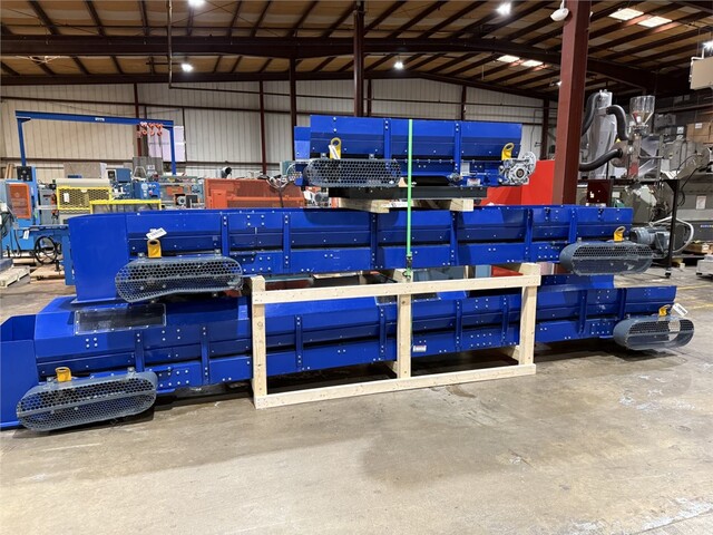 24" wide x 14' long, Flatbelt Conveyor, 11" pulley diameter - Image 3