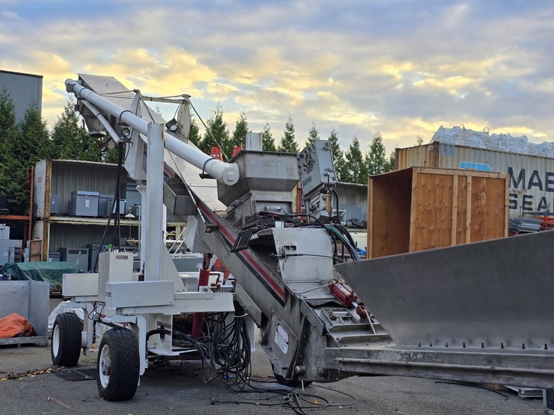 Wilson, 24" portable diesel articulating conveyor, 2003 - Image 5