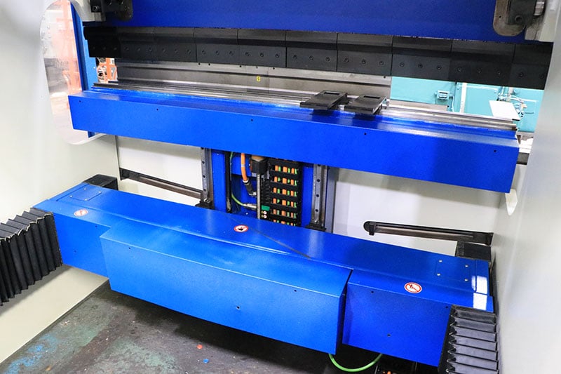 73 Ton, Trumpf #Trubend-3066, CNC hydraulic press brake, 6' overall, 69" between housing, Delem DA-65T - Image 2