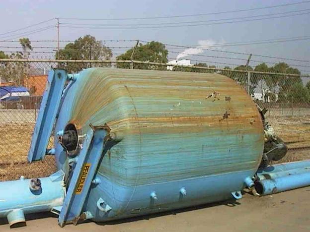 2000 gallon Pfaudler #R-172-0874, glass lined reactor, jacketed, agit., 100 psi, 84-1/2" dia. x 91" straight - Image 2
