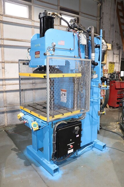 35 Ton, Denison, Hydraulic Multipress, 24" L x 34" T-slotted die shoes, 15 HP, 208-230/460 V - Image 3
