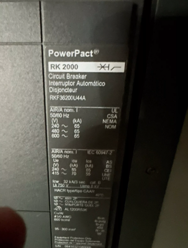 2000 Amps, Square D #QED, switchboard main breaker with distribution, 480 Volts indoor - Image 3