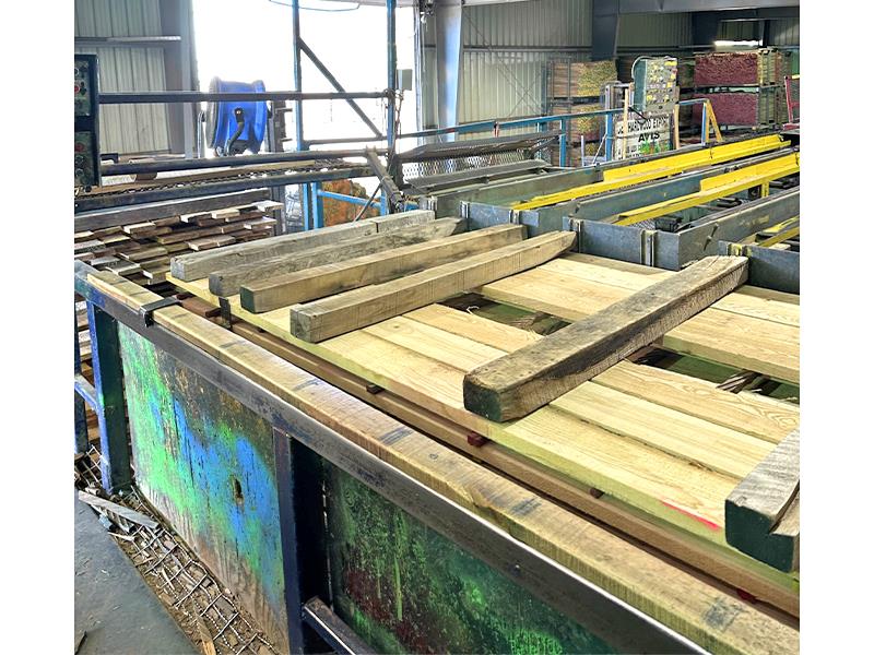 Piche, automatic lumber stacking system, 2002 - Image 2