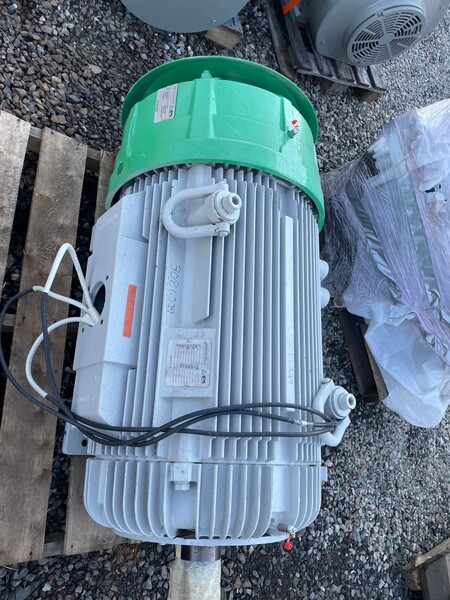 250 HP 1800 RPM Baldor-Reliance, Frame 449TY, TEFC, roller, 1.15 service factor, 2300 Volts, new winding & - Image 5