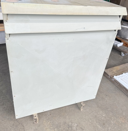225 KVA 480 Primary, 208Y/120 Secondary, Hammond, dry transformer, Nema 3R - Image 2