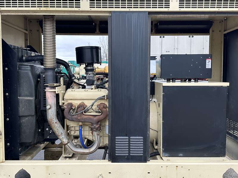 33 KW Kohler #30RZG, Natural gas / propane generator set, 120/240 Volts, 523 hours, 75 HP @ 1800 RPM, GM 4.3L - Image 6