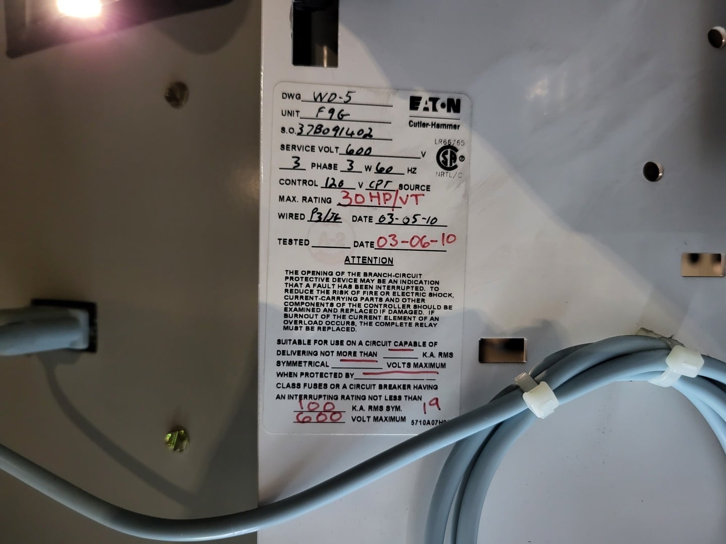 30 HP Eaton, SVX025A1-5A4N1, variable frequency drive, 600 Volts, 34 amps, like new - Image 5