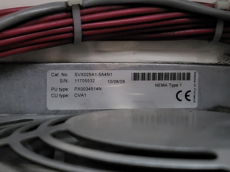 30 HP Eaton, SVX025A1-5A4N1, variable frequency drive, 600 Volts, 34 amps, like new - Image 7