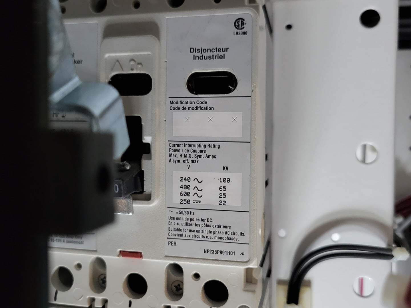 30 HP Eaton, SVX025A1-5A4N1, variable frequency drive, 600 Volts, 34 amps, like new - Image 10