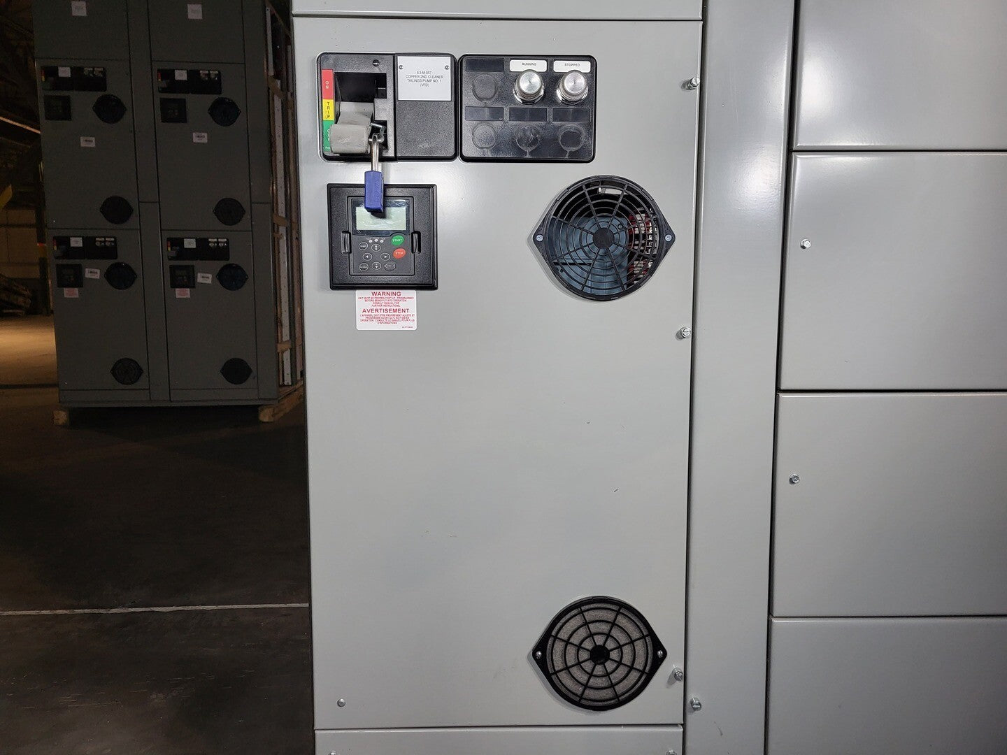 5 HP Eaton Cutler-Hammer, SVX004A1-5A4N1, variable frequency drive, 600 Volts, 15 amps, like new - Image 1