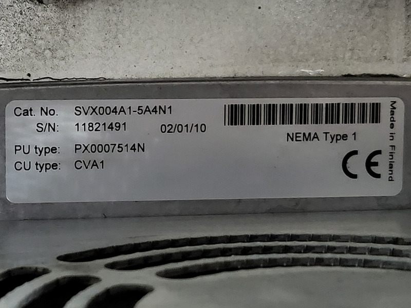 5 HP Eaton Cutler-Hammer, SVX004A1-5A4N1, variable frequency drive, 600 Volts, 15 amps, like new - Image 5