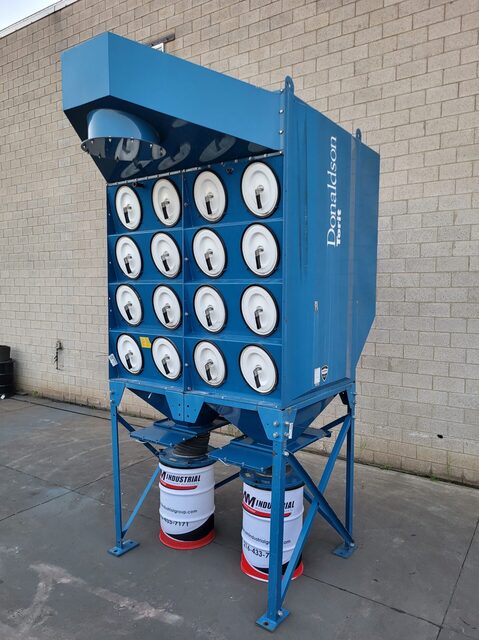 20000 cfm Donaldson Torit #DFO4-32, cartridge dust collector, 32 cartridge filters - Image 2