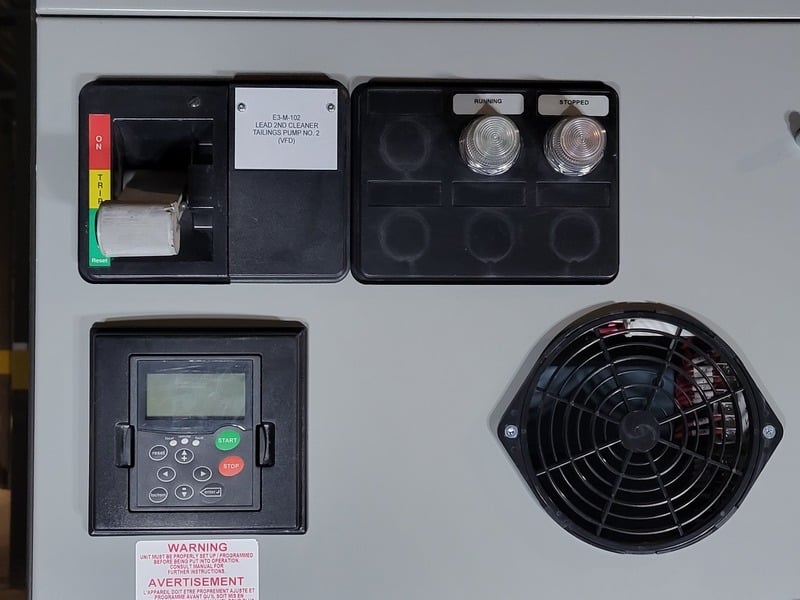 7.5 HP Eaton, SVX005A1-5A4N1, variable frequency drive, 600 Volts, 10 amps, like new - Image 2