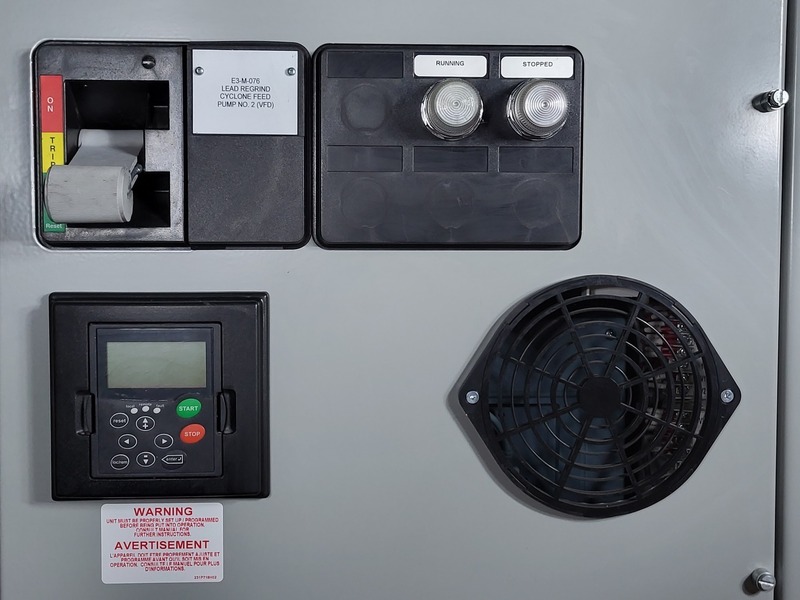 10 HP Eaton, SVX007A1-5A4N1, variable frequency drive, 600 Volts, 13.5 amps, like new - Image 2